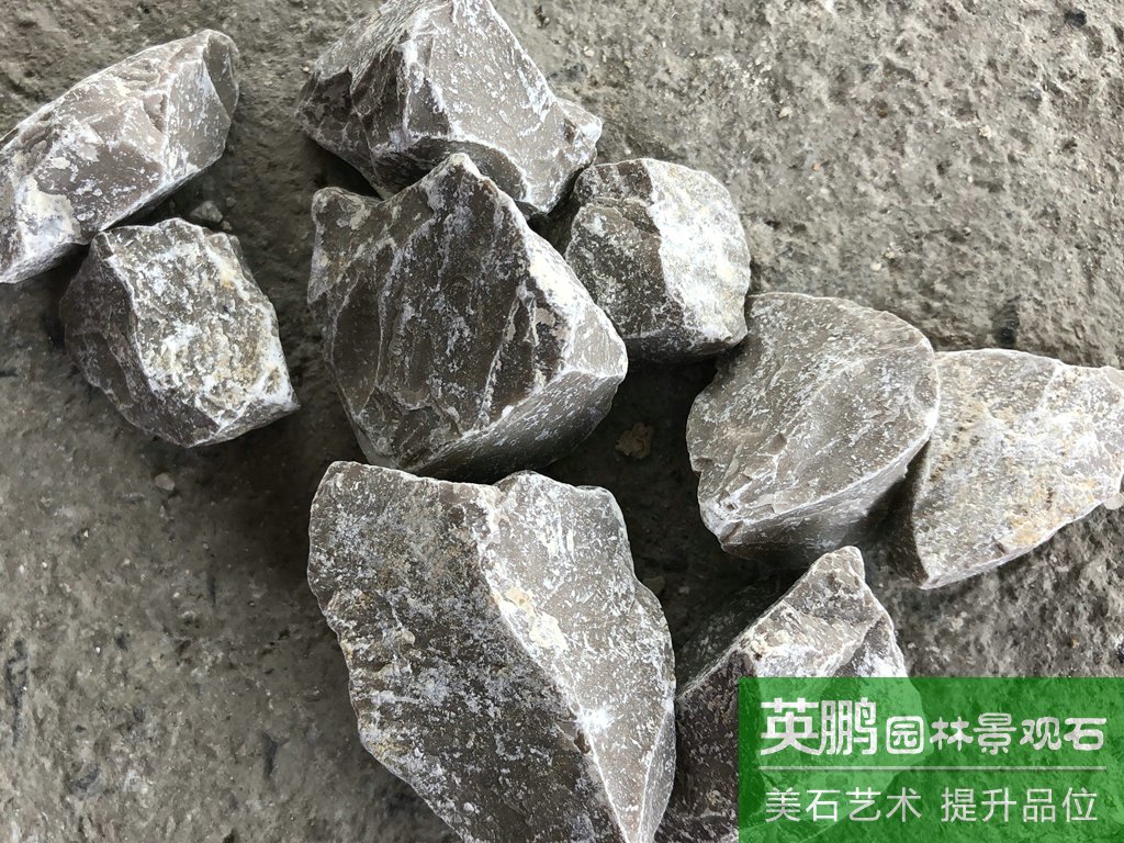廠家供應灰色水磨石礫石 透水混凝土道路鋪設建筑灰色水洗石 碎石